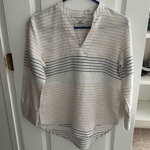 Vineyard Vines Top